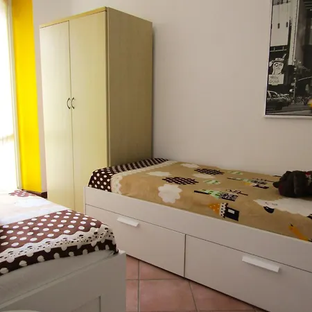La Casa Di Mezzo Camaiore
